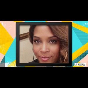 Meet your Posher, April